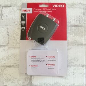 RCA Compact RF Modulator Model CRF907A Video Converter